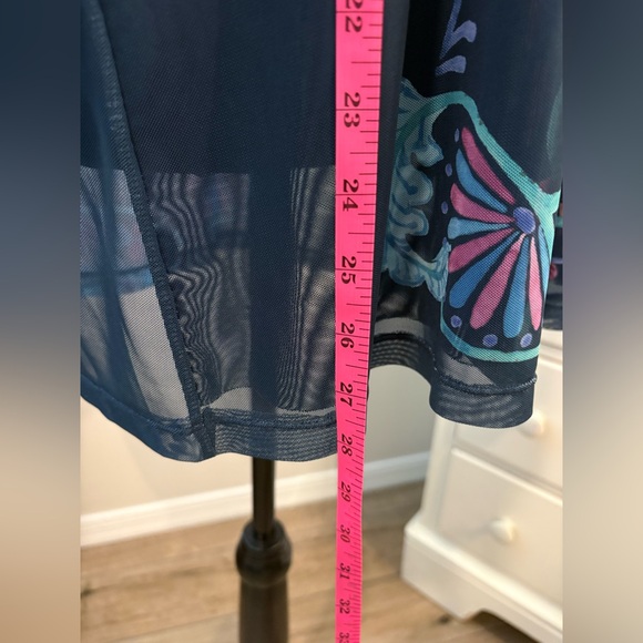 Johnny Was NWT
NATALIE 3/4 MESH TEE LEILANA - Navy, 1X - Picture 7 of 12